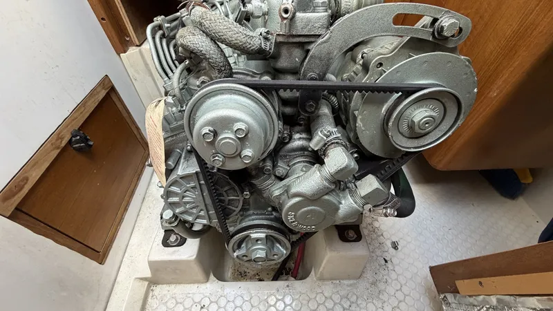 Slide: The Image of Catalina36 76 Engine Front - 8313671