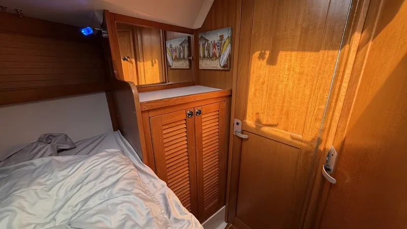 Slide: The Image of Catalina36 56 Aft Cabin - 8313737