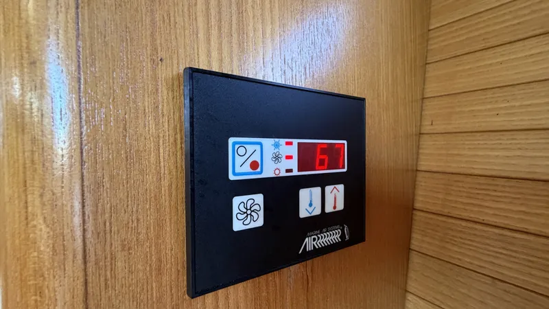 Slide: The Image of Catalina36 60 Ac Panel - 8313728