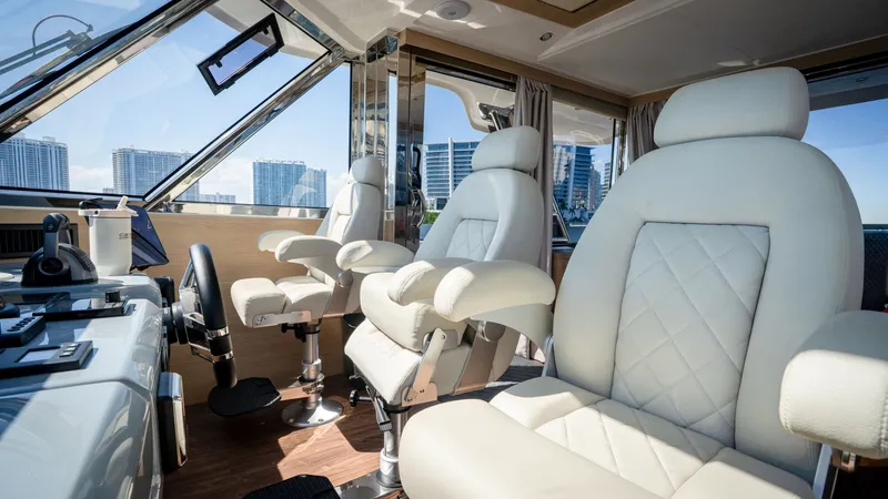Slide: The Image of Aquila 54 Yacht 2025 - 8313692
