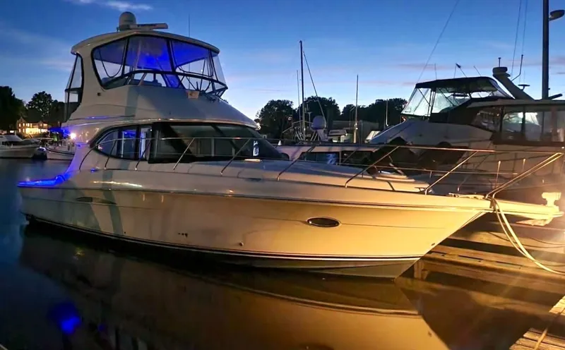Slide: The Image of Silverton 38 Convertible 2003 - 8313823