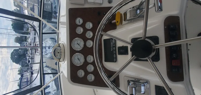 Slide: The Image of Silverton 38 Convertible 2003 - 8313833