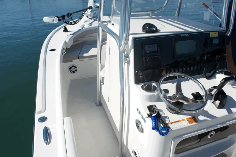 Slide: The Image of Parker Marine 2300 Special Edition 2023 - 8316604