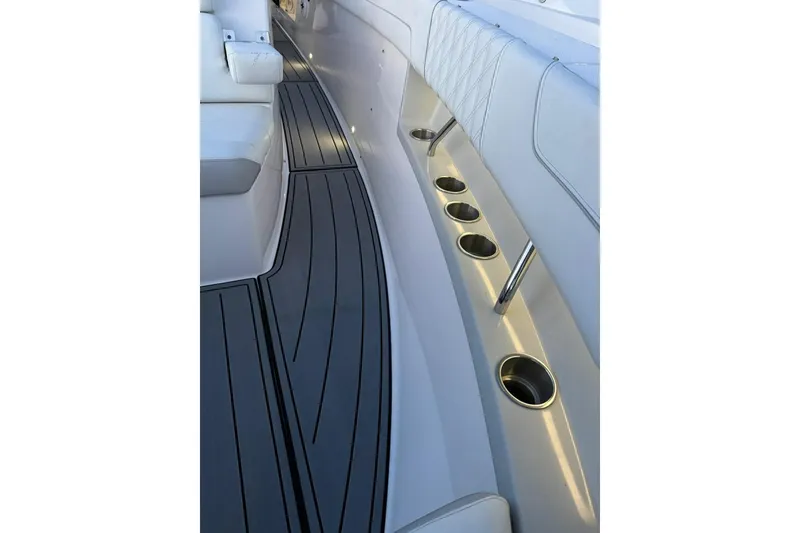 Slide: The Image of Regal 38 SAV 2020 - 8316697