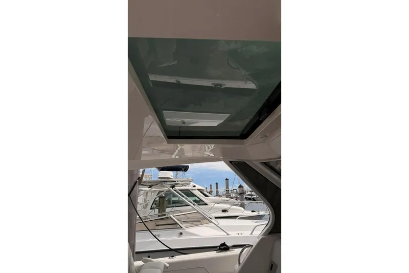 Slide: The Image of Regal 38 SAV 2020 - 8316724