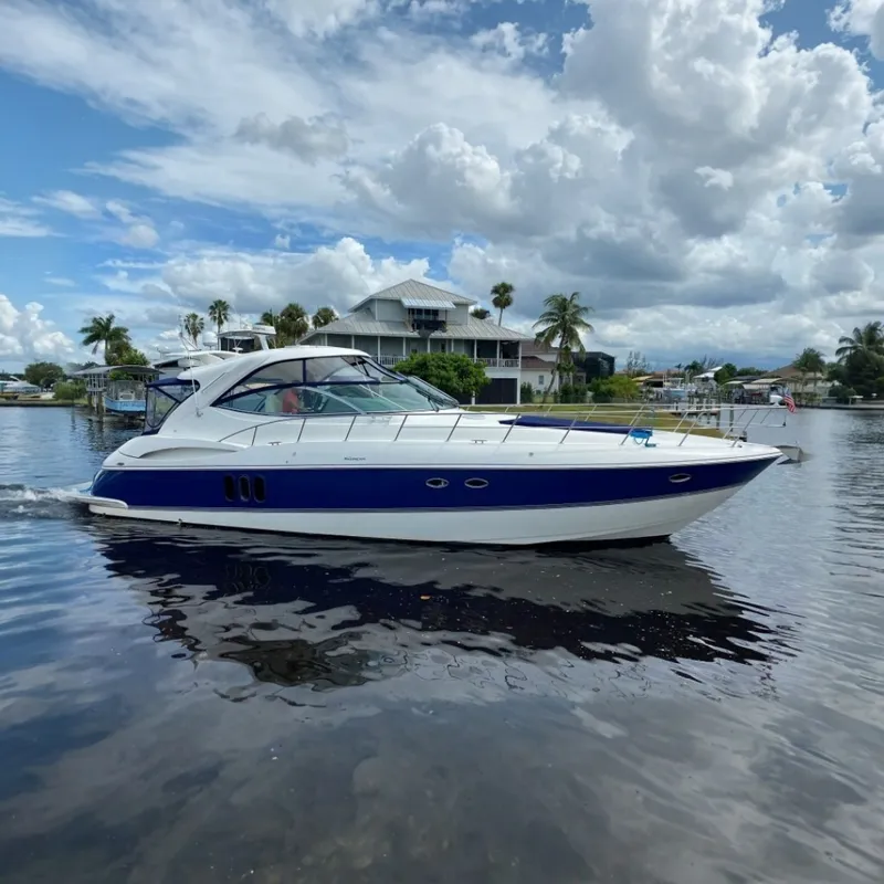 Slide: The Image of Cruisers 520 Express 2006 - 8316880