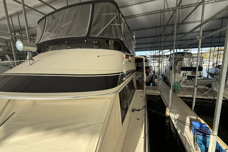 Slide: The Image of Californian 45 Motor Yacht 1988 - 8317029