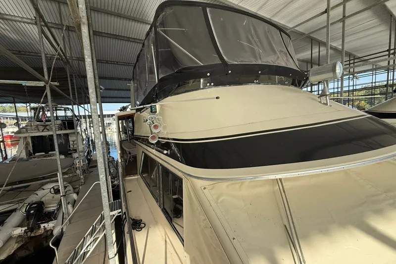 Slide: The Image of Californian 45 Motor Yacht 1988 - 8317018