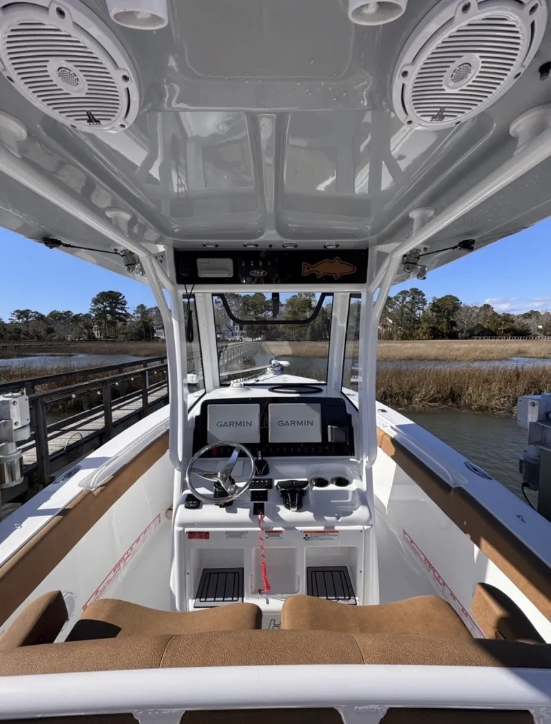 Slide: The Image of Sea Hunt Gamefish 27FS 2023 - 8328801