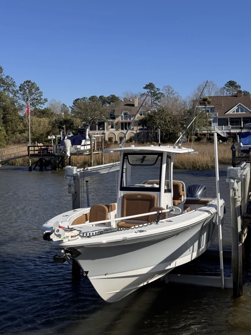 Slide: The Image of Sea Hunt Gamefish 27FS 2023 - 8328797