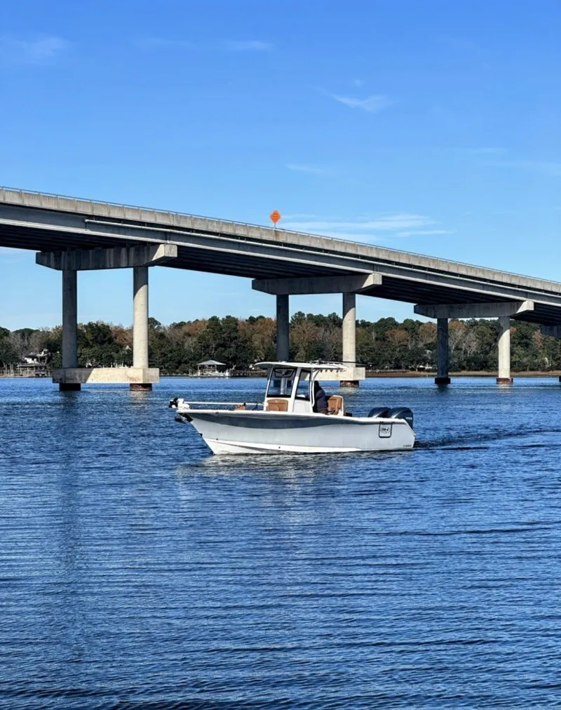 Slide: The Image of Sea Hunt Gamefish 27FS 2023 - 8328798