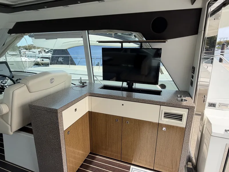 Slide: The Image of Cruisers 48 Cantius 2011 - 8328914