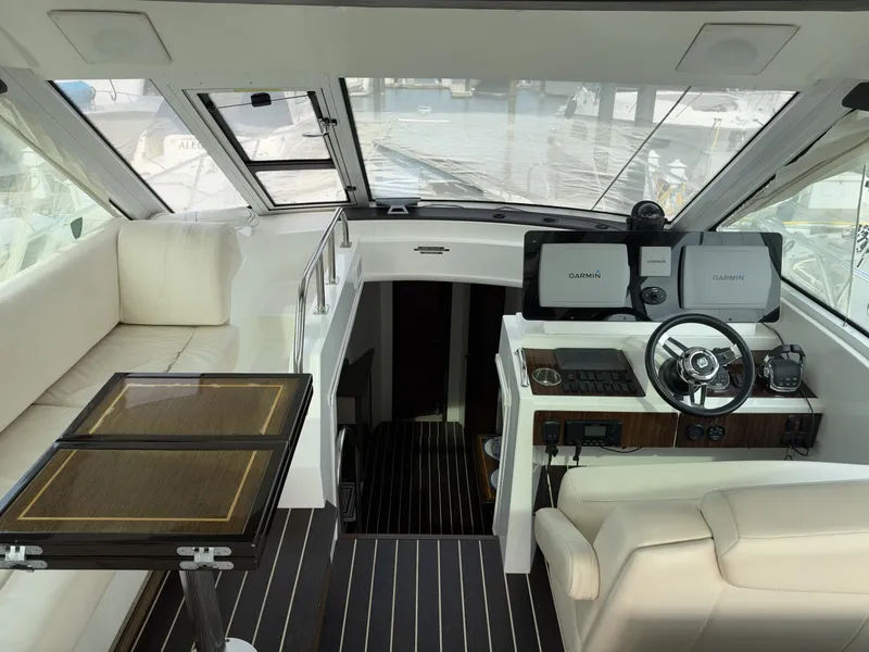 Slide: The Image of Cruisers 48 Cantius 2011 - 8328921