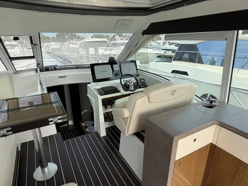 Slide: The Image of Cruisers 48 Cantius 2011 - 8328917
