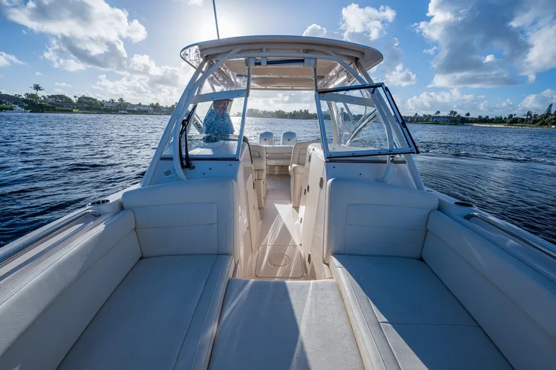 Slide: The Image of Grady-White Freedom 275 2024 - 8329949
