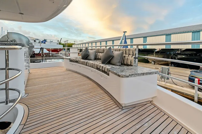 Slide: The Image of Nordhavn 96 2017 - 8330838
