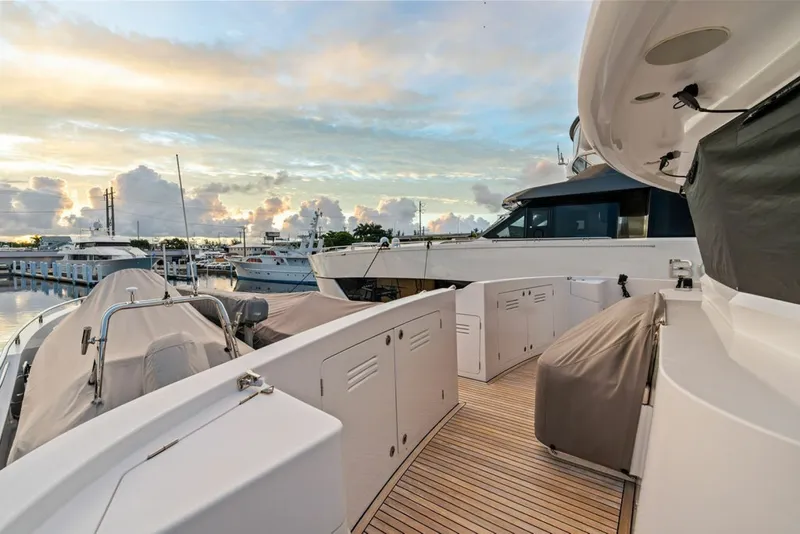 Slide: The Image of Nordhavn 96 2017 - 8330840