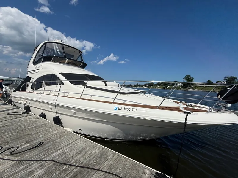 Slide: The Image of Sea Ray 44 2008 - 8330623