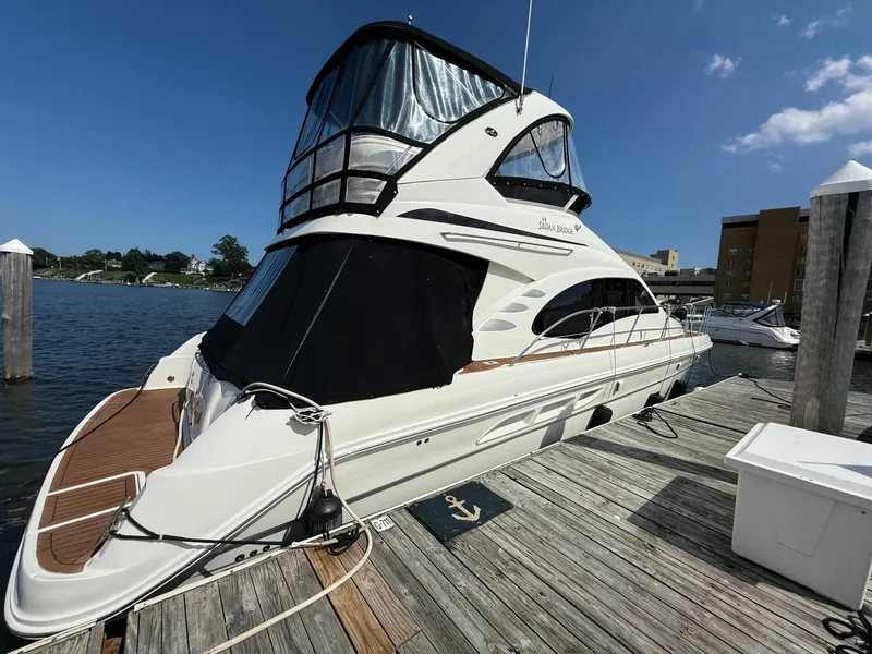 Slide: The Image of Sea Ray 44 2008 - 8330621