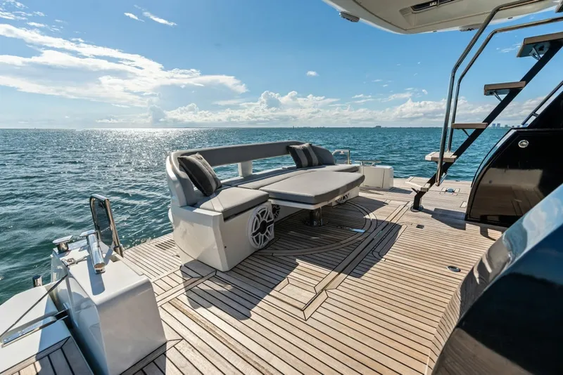 Slide: The Image of Galeon 53 2021 - 8331175
