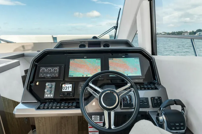 Slide: The Image of Galeon 53 2021 - 8331277