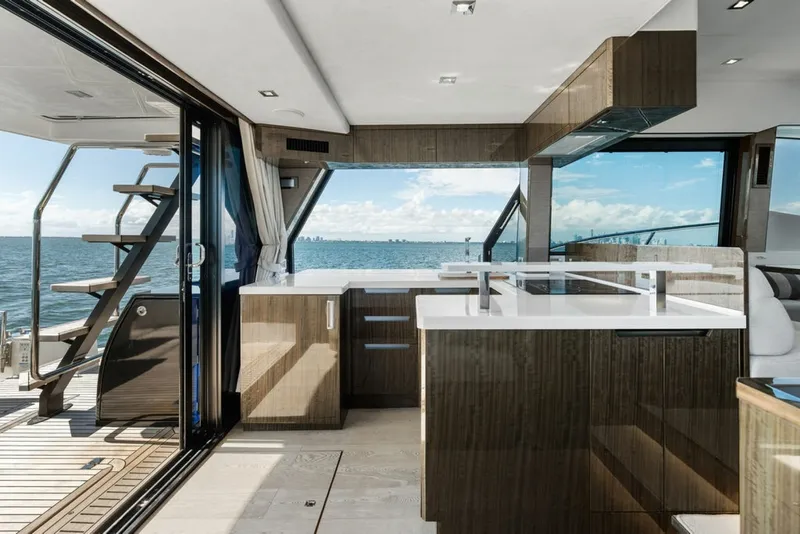 Slide: The Image of Galeon 53 2021 - 8331256