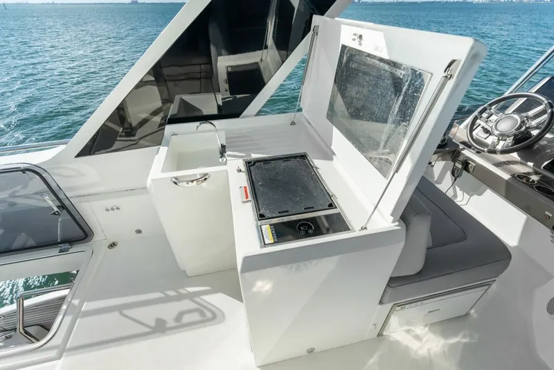 Slide: The Image of Galeon 53 2021 - 8331191