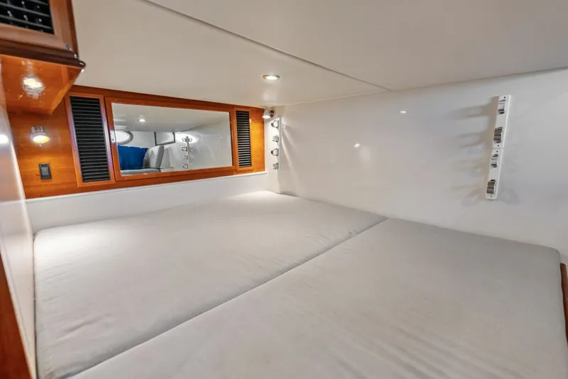 Slide: The Image of Hinckley Yachts 40 2020 - 8438628