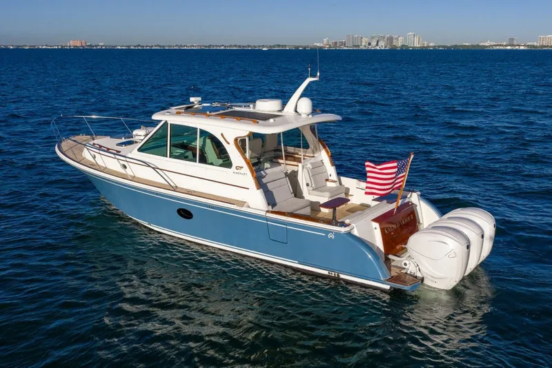 Slide: The Image of Hinckley Yachts 40 2020 - 8438589