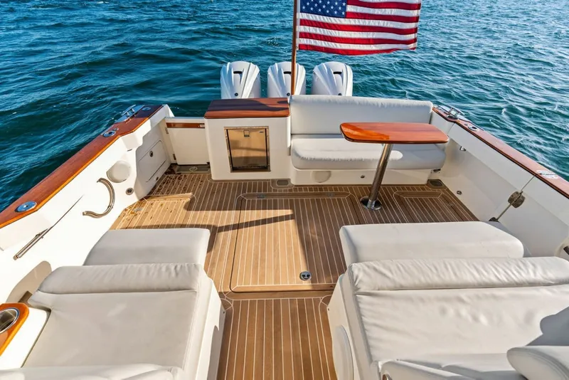 Slide: The Image of Hinckley Yachts 40 2020 - 8438611