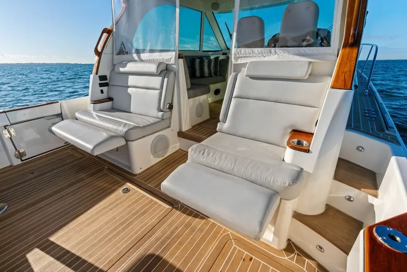 Slide: The Image of Hinckley Yachts 40 2020 - 8438612
