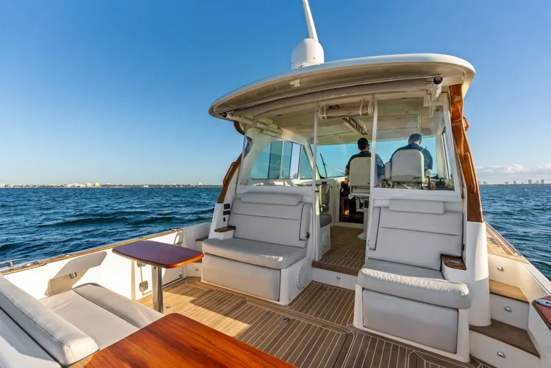 Slide: The Image of Hinckley Yachts 40 2020 - 8438609