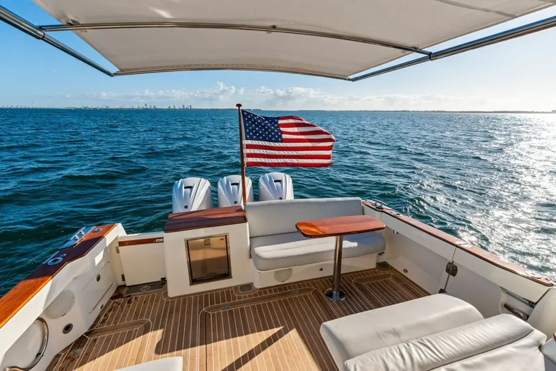 Slide: The Image of Hinckley Yachts 40 2020 - 8438613