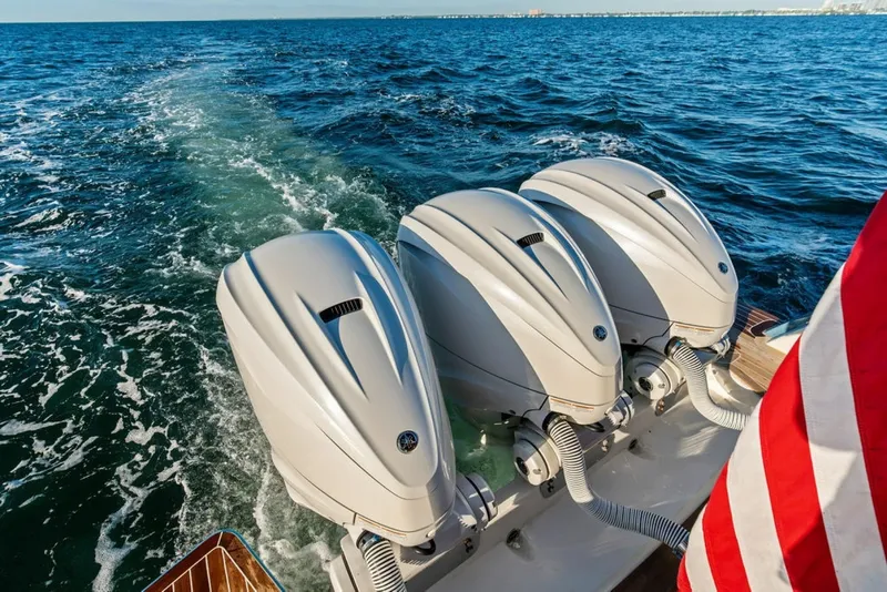 Slide: The Image of Hinckley Yachts 40 2020 - 8438603