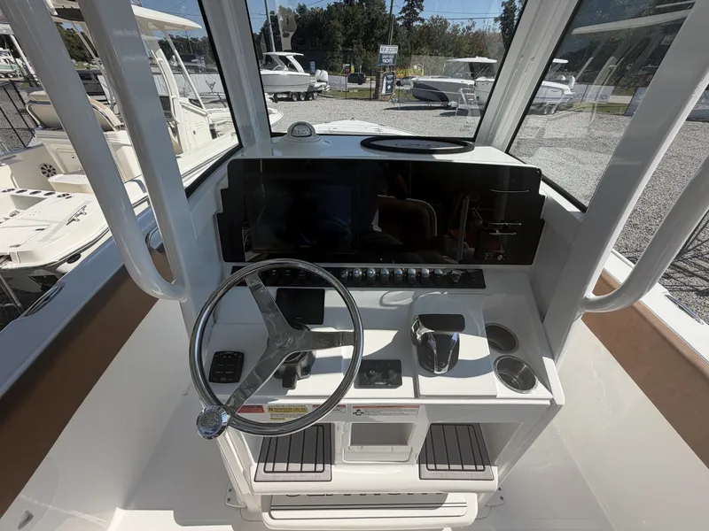 Slide: The Image of Sea Hunt Ultra 239SE 2023 - 8331726