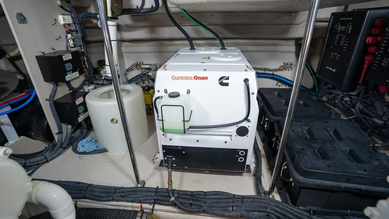 Slide: The Image of Sea Ray 580 Sundancer 2012 - 8331785