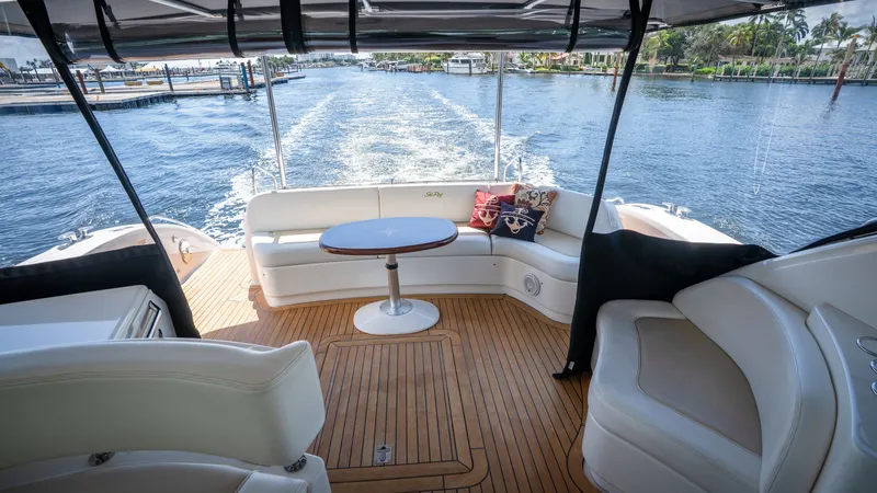 Slide: The Image of Sea Ray 580 Sundancer 2012 - 8331755