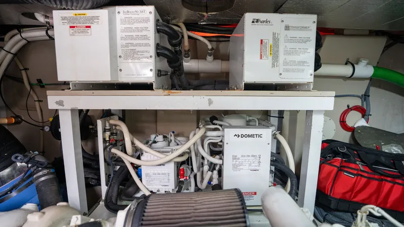 Slide: The Image of Sea Ray 580 Sundancer 2012 - 8331788