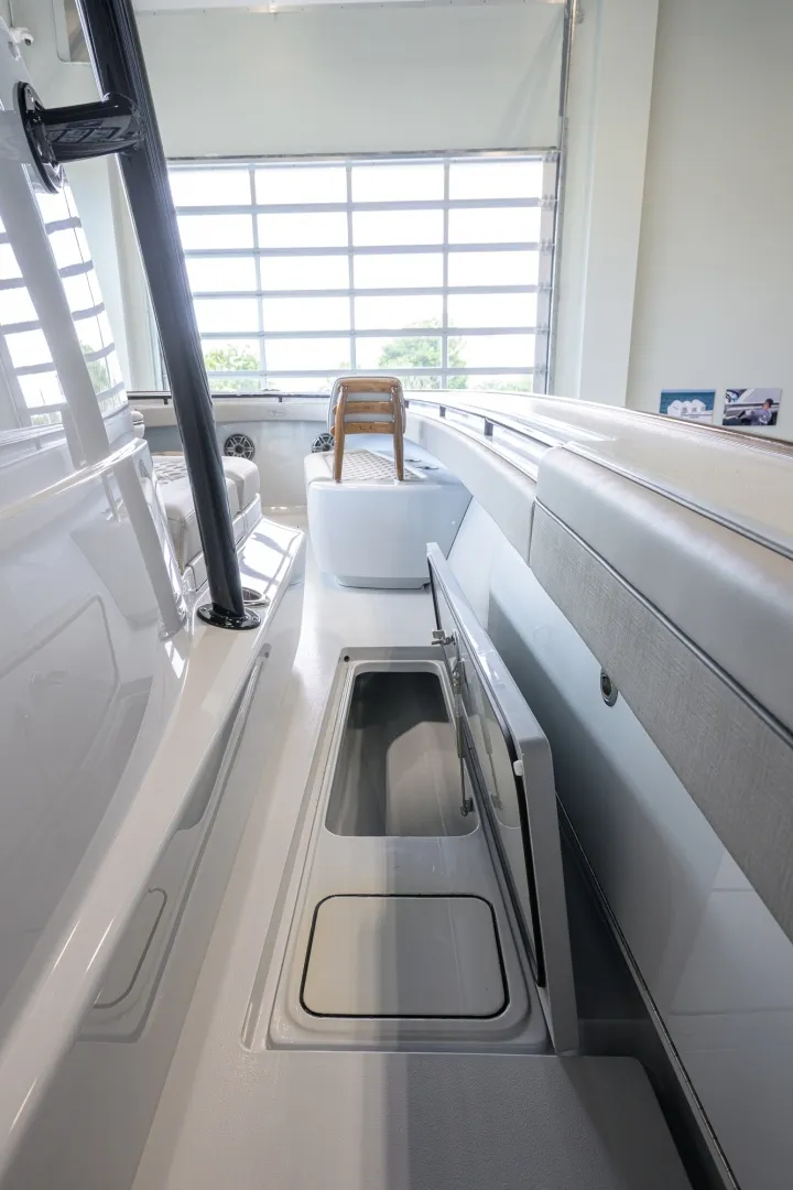 Slide: The Image of Valhalla Boatworks V-37 2026 - 8374291