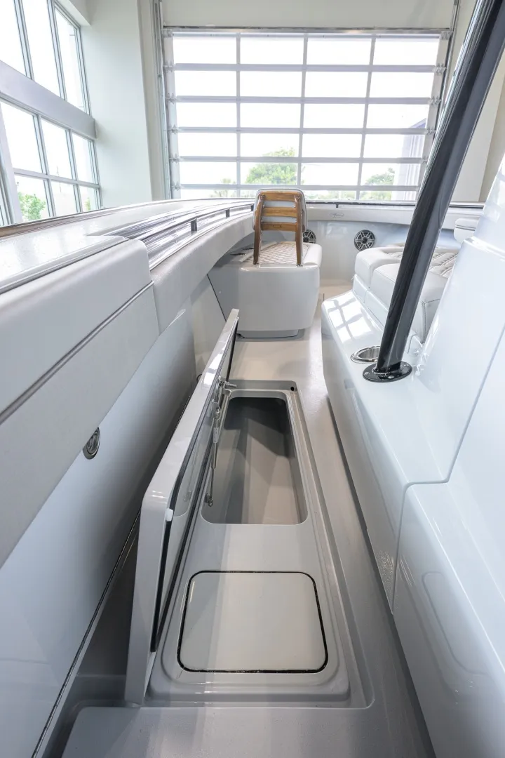 Slide: The Image of Valhalla Boatworks V-37 2026 - 8374290