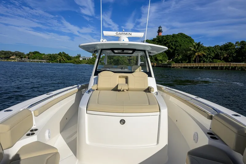 Slide: The Image of Pursuit S 368 Sport 2020 - 8374343
