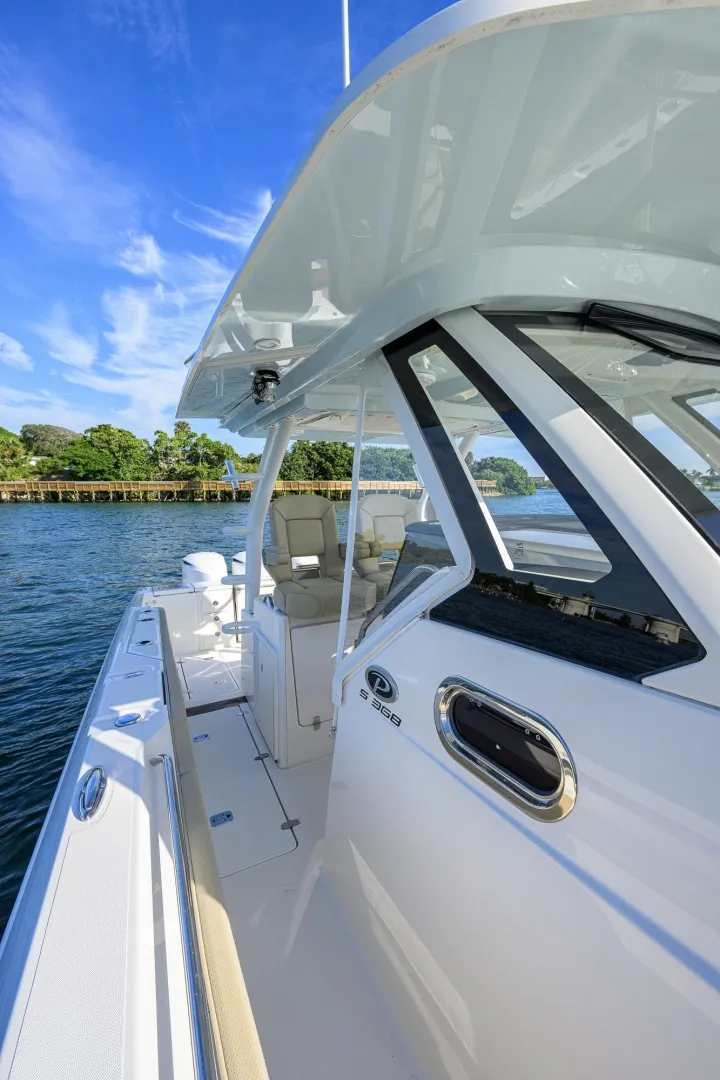 Slide: The Image of Pursuit S 368 Sport 2020 - 8374365