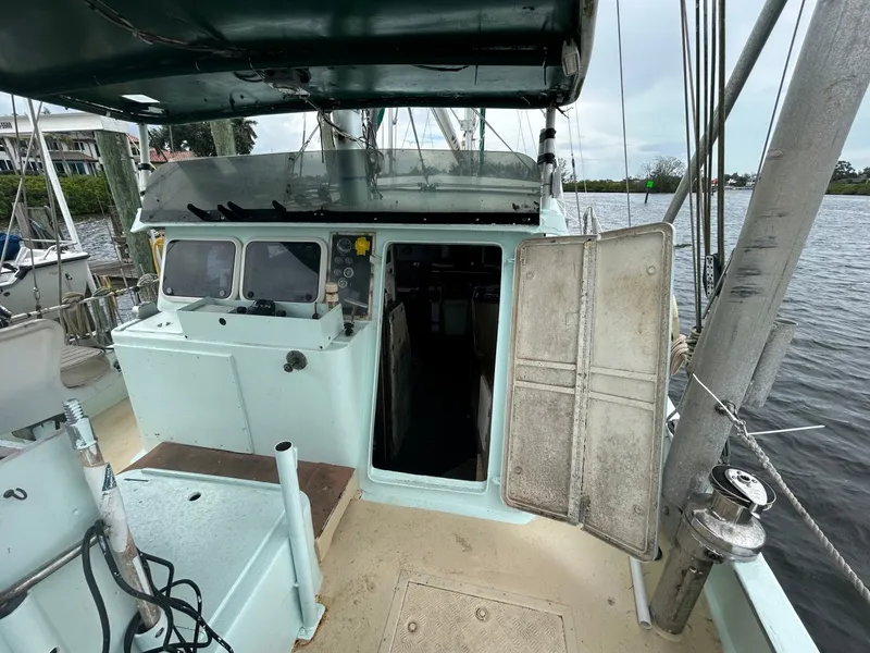 Slide: The Image of Custom 57 Fishing 1990 - 8381645