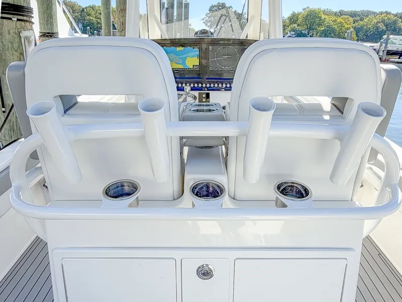 Slide: The Image of Regulator Marine 28 Forward Seating 2020 - 8376598