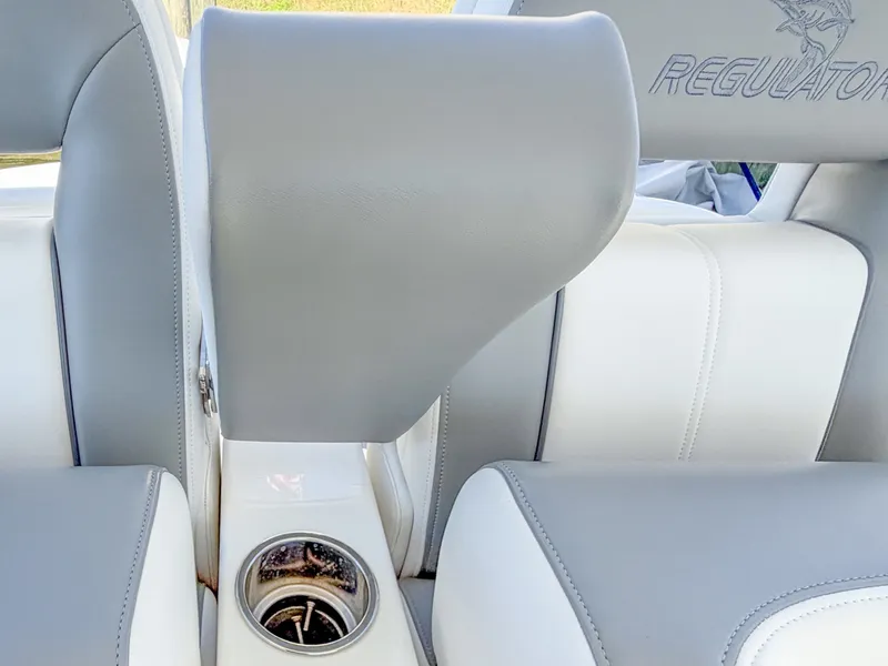 Slide: The Image of Regulator Marine 28 Forward Seating 2020 - 8376600