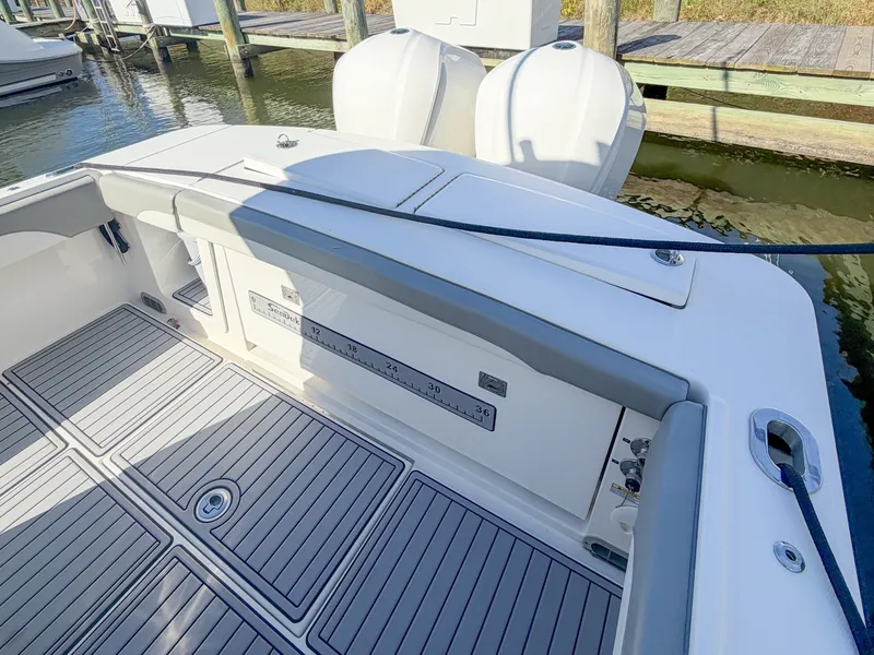 Slide: The Image of Regulator Marine 28 Forward Seating 2020 - 8376611