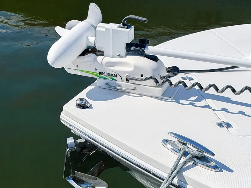 Slide: The Image of Regulator Marine 28 Forward Seating 2020 - 8376609