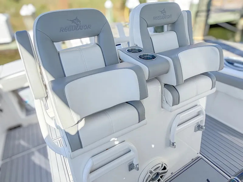 Slide: The Image of Regulator Marine 28 Forward Seating 2020 - 8376599