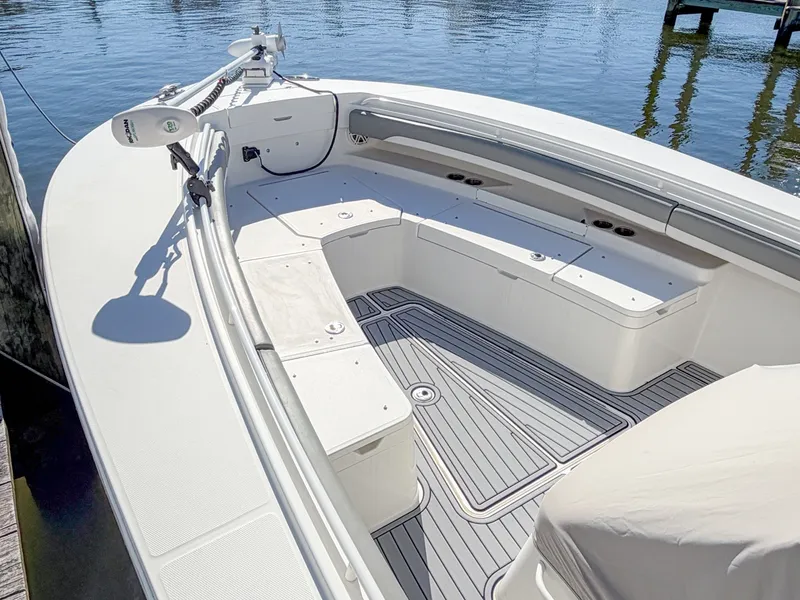 Slide: The Image of Regulator Marine 28 Forward Seating 2020 - 8376607