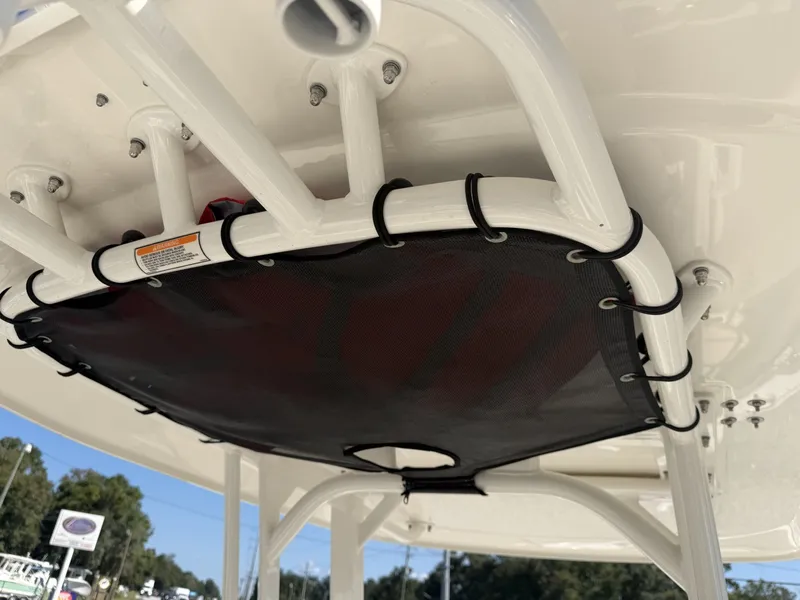 Slide: The Image of Boston Whaler 220 Dauntless 2022 - 8381114